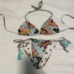 Agua Bendita bikini set hand embroidered floral